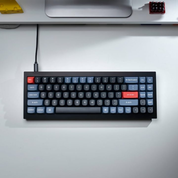 Keychron Q7 70% Red G Pro Switches Aluminium RGB Wired Keyboard - Black - Image 3